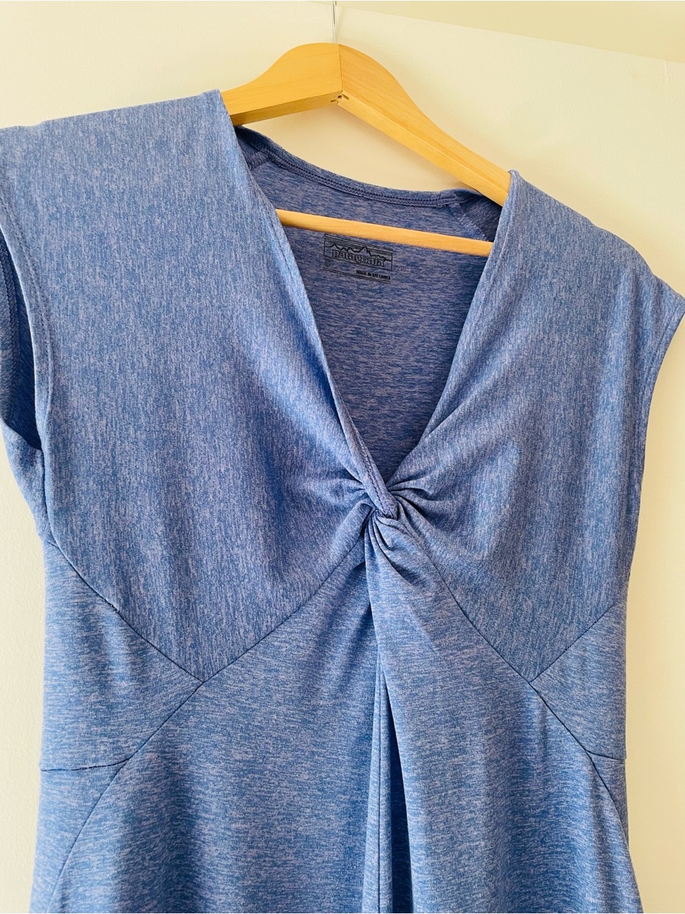 Patagonia Heather Blue Twist-Front Women’s dress